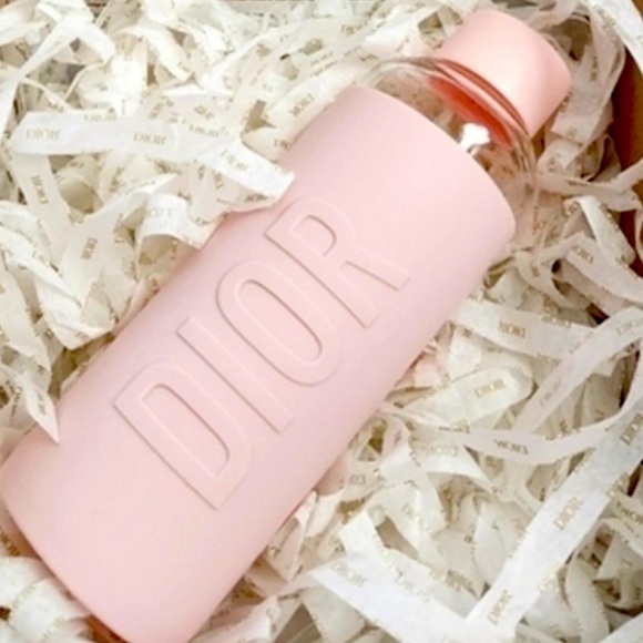 NIB Limited Edition Christian Dior Glass Water Bottle - Picture 8 of 9